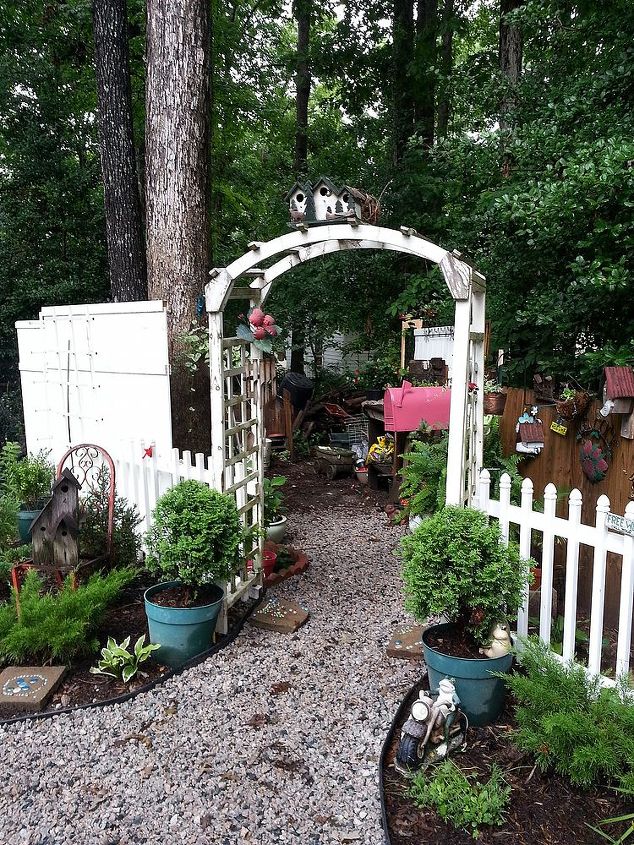 potting area, gardening, outdoor living