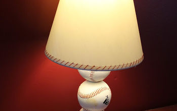 DIY Baseball Table Lamp