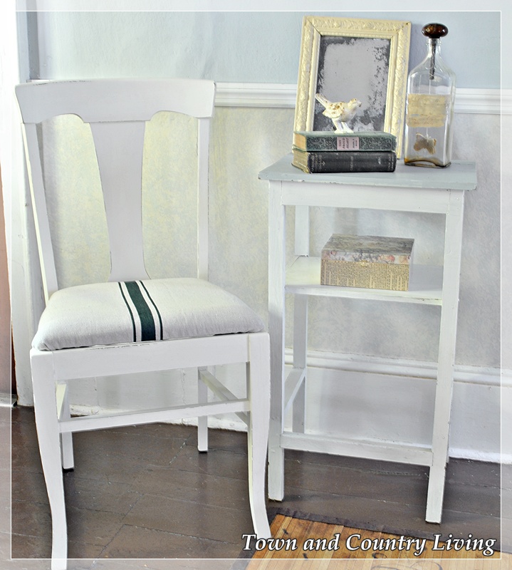 faux french grain sack chairs, chalk paint, painted furniture, reupholster, The chairs are identical This is the after