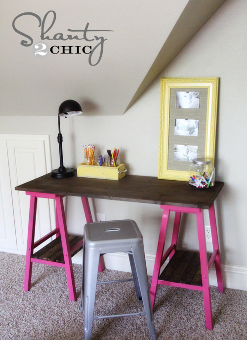 turn some old barstools into a great desk, repurposing upcycling