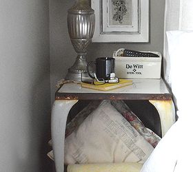 what to do with the junky frames, crafts, frames after being painted and nestled together to create one large vintage inspired frame