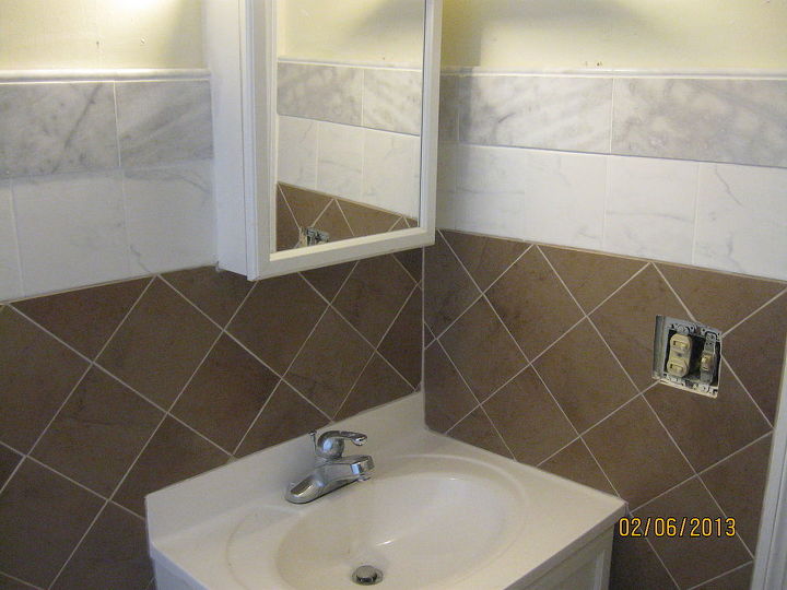 tiling our rental house bathroom, bathroom ideas, tiling, Too Beautiful