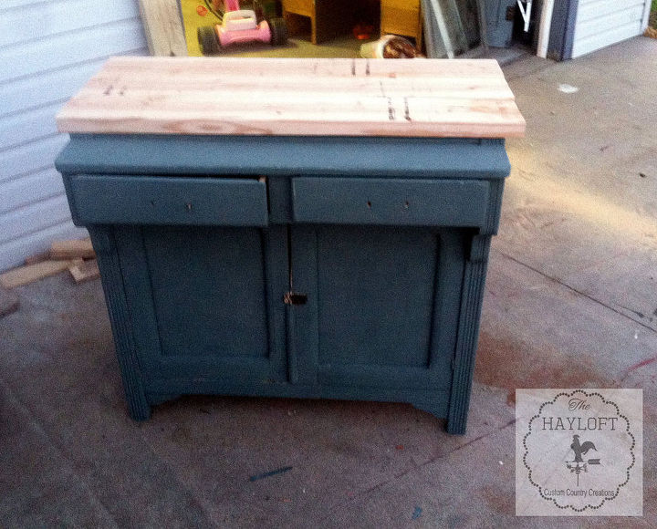 old hutch bottom makeover, painted furniture