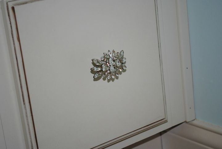 vintage jewelry cabinet hardware, home decor, repurposing upcycling