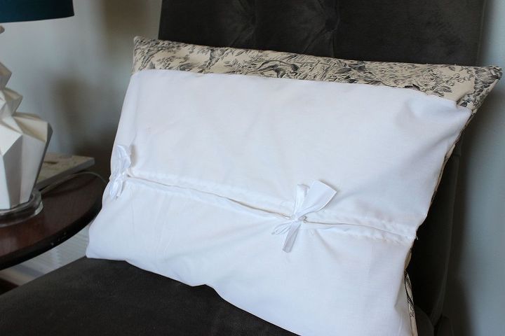 toile valentine s day pillow, seasonal holiday d cor, valentines day ideas