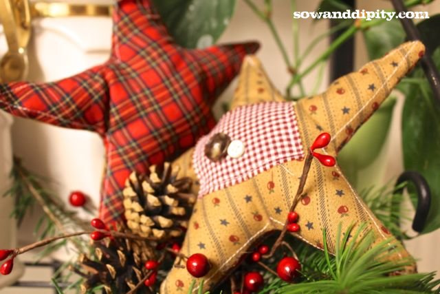 rustic burlap trees, christmas decorations, seasonal holiday decor, Old world stuffed stars