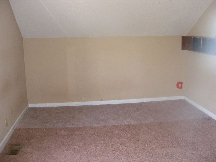 bedroom turned family room, living room ideas, before photos taken of the walk thru before purchase
