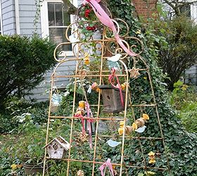 vintage recycled bird feeder, gardening, painted furniture, repurposing upcycling, Garden trellises turned into bird feeding station