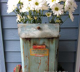 junk to decorate the patio and gardens, flowers, gardening, home decor, patio, repurposing upcycling
