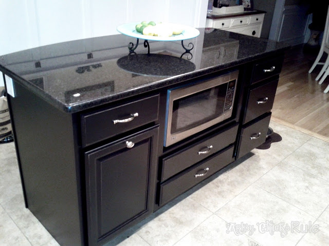 kitchen island makeover duck egg blue chalk paint, chalk paint, kitchen design, kitchen island, painted furniture, I decided to paint it black last year Sherwin Williams Tricorn Black 6258 latex