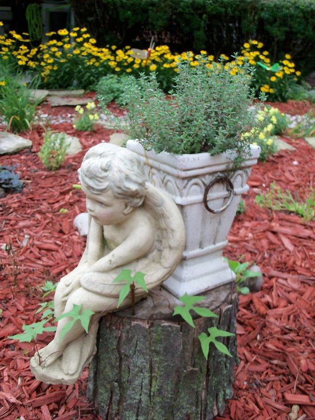 fragrant herbs to make your garden smell wonderful, gardening, thyme in angel planter
