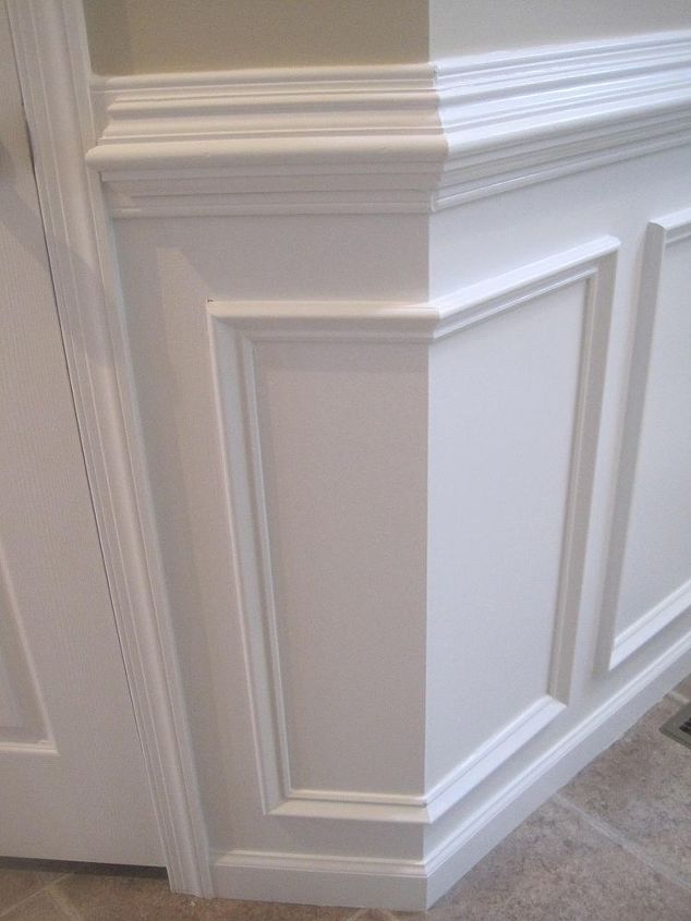 wainscoting amp chair rail, home decor, wall decor, For this section we wrapped the wainscoting around the wall
