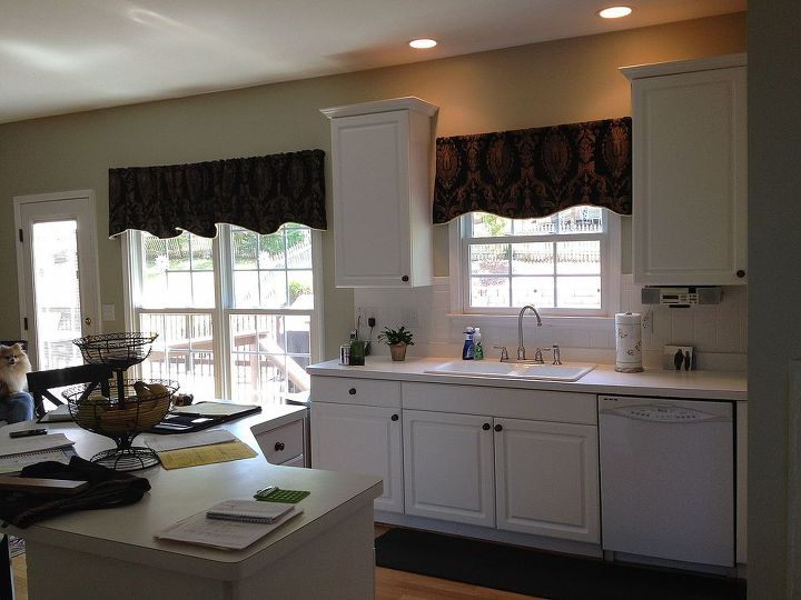 our project using starmark cabinetry dcs appliances, appliances, kitchen cabinets, Before
