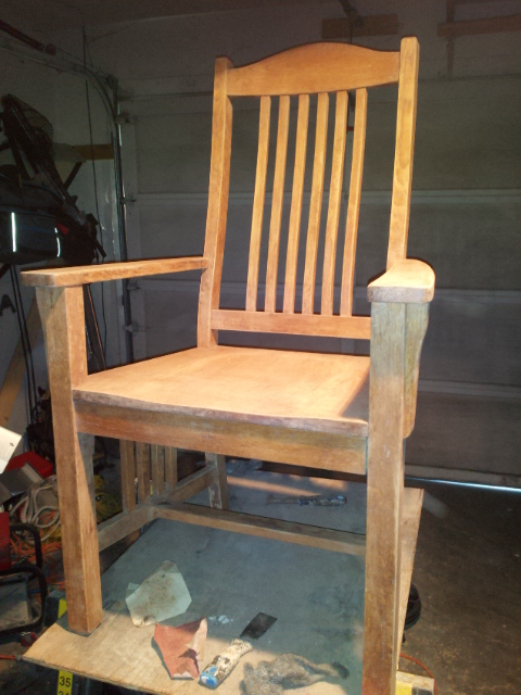 refinishing chairs to match that new cool dark pottery barn table, painted furniture