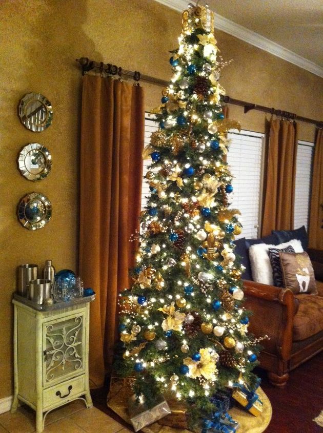 christmas decorating home tour something blue, christmas decorations, seasonal holiday decor