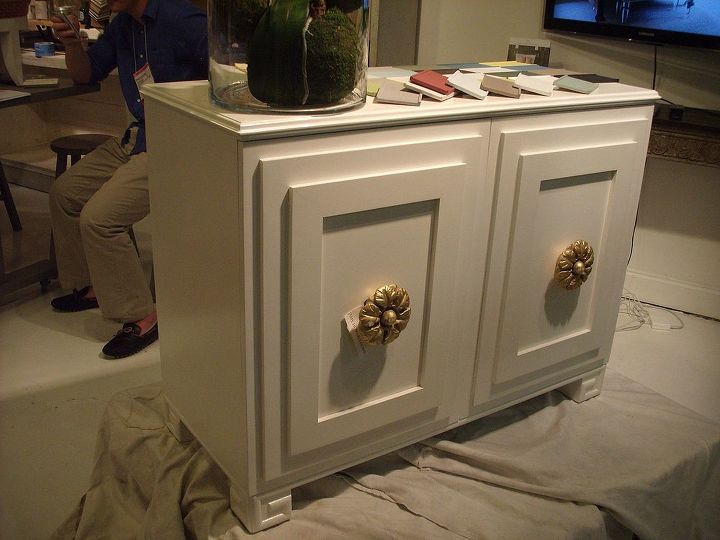 rescue restore and redecorate, diy, home decor, painted furniture, repurposing upcycling, An Amy Howard piece showing the finishes samples available