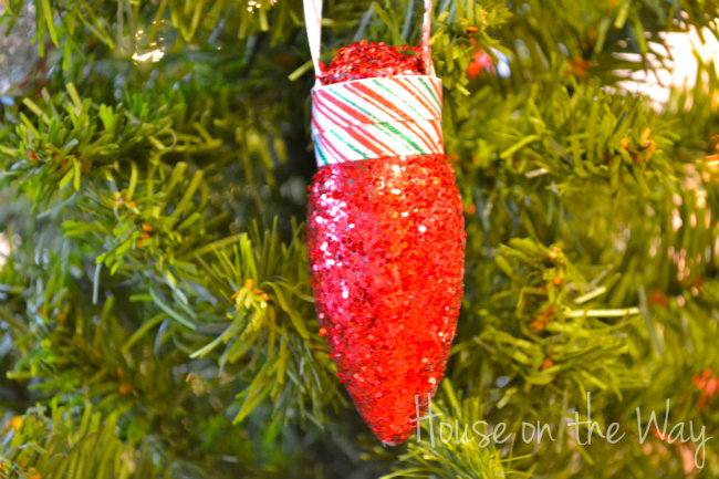 old fashion christmas bulb ornament craft, crafts, seasonal holiday decor
