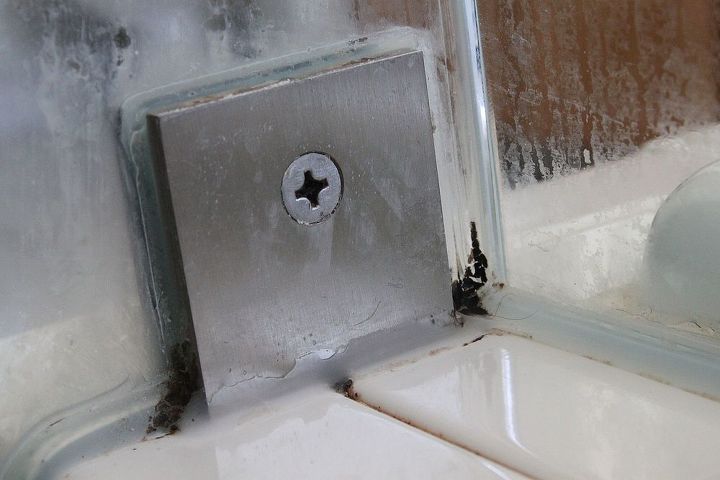 easy bathroom mold solution, cleaning tips, home maintenance repairs, how to, Before Icky