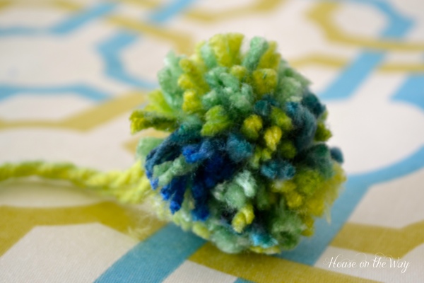 diy pom pom chair cushion, crafts, painted furniture, Pom poms are fun and easy to make Click over to the blog for the how to