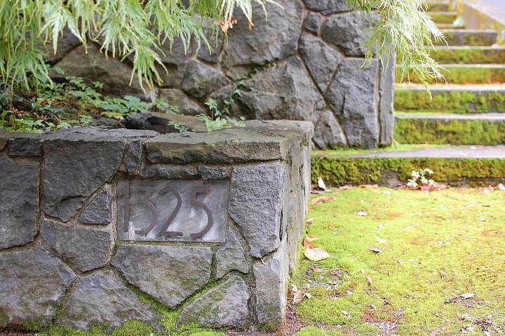 boulder retaining wall, concrete masonry, outdoor living, Ross NW Watergardens Portland Landscaper veneered existing walls with basalt A split