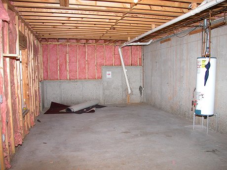 finishing a basement, basement ideas, painting, Our basement when we bought the house
