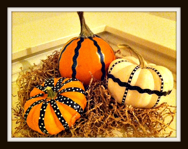 mini pumpkins with washi, crafts, seasonal holiday decor, Simple decorated mini pumpkins made with Washi tape