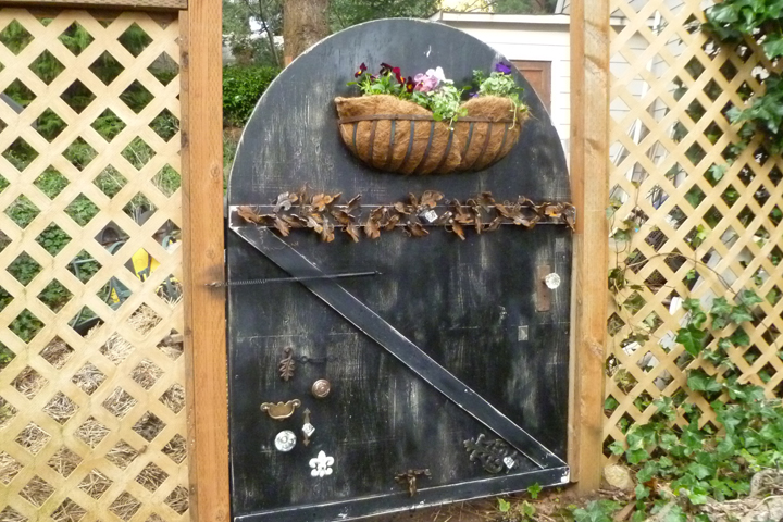 artsy flypaper gate, crafts, fences, gardening, painting