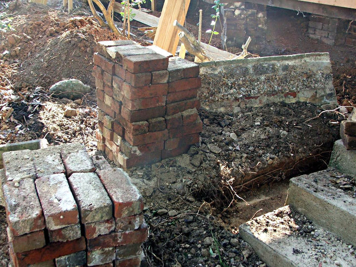 old house renovation story in the beginning, concrete masonry, curb appeal, home improvement, Rotten mortar has advantages Take the porch weight off and mortar falls right out Yikes No brick cleaning necessary