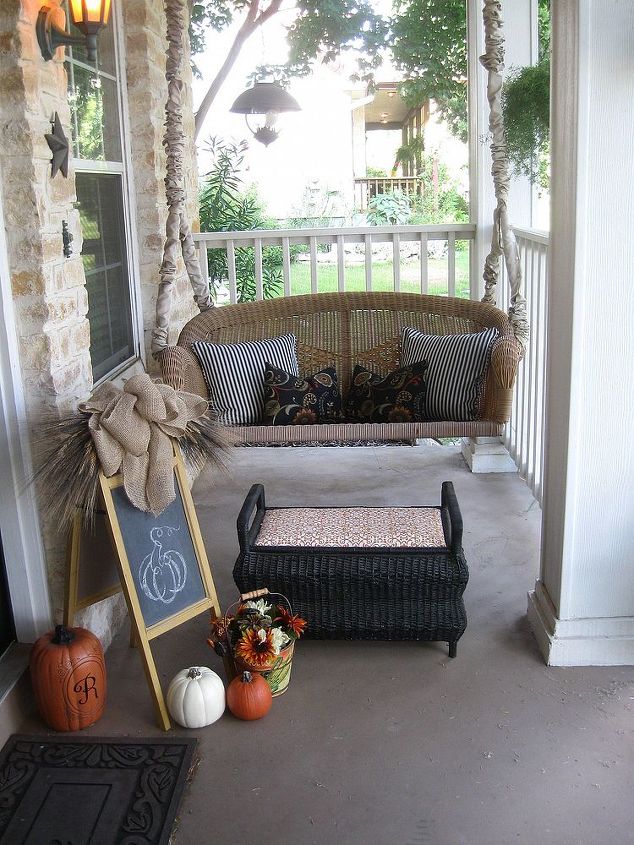 fall front porch, porches, seasonal holiday decor