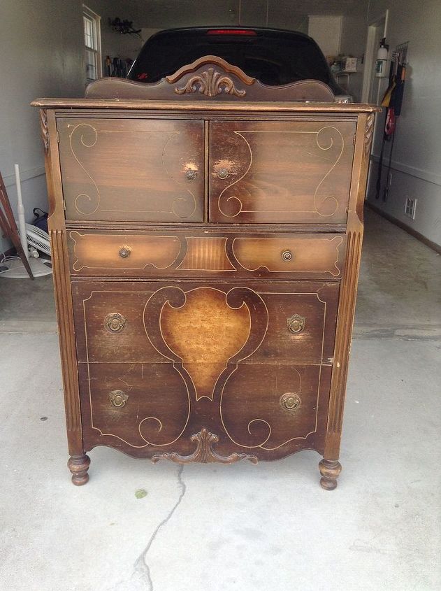 can anyone help identify this piece, painted furniture