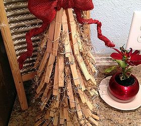clothespin christmas tree, christmas decorations, repurposing upcycling, seasonal holiday decor, One sweet little decoration for you laundry room