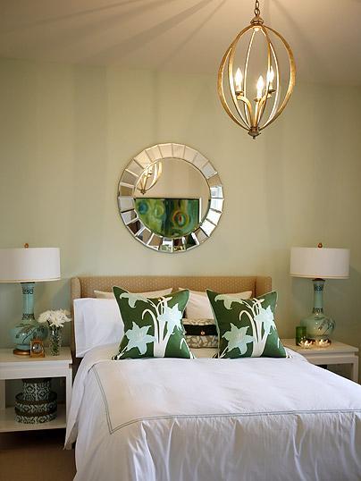 2013 hot decorating amp staging trend 5 we are crushing on brass it s, home decor, real estate, Brass chandelier brass lamps and mirror all make for a classic master bedroom and Pantone color of the year emerald green thrown in