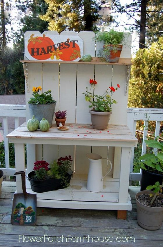 fall potting bench with my little pumpkin, gardening, seasonal holiday d cor, last Falls display