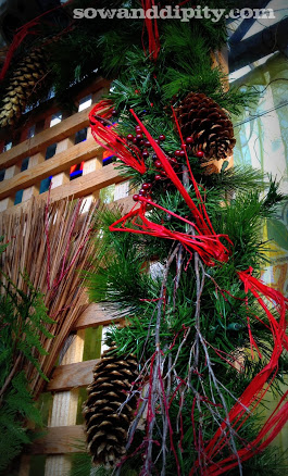 simply seasonal burlap decor, christmas decorations, crafts, seasonal holiday decor, wreaths, Rustic garland
