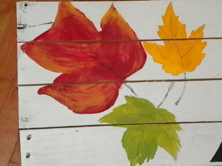 fcil de fazer arte de pallet, Aqui est o as folhas aleat rias que pintei de cores diferentes