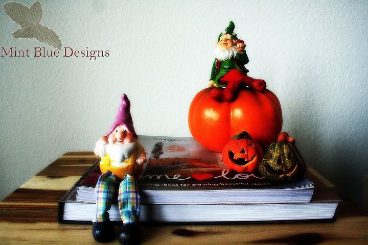 placement of garden gnomes, gardening, There is always a special place for the favorites These sitting gnomes are so colorful and charming that I got some Halloween pumpkins to make them more comfortable