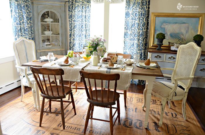 mesas farmhouse farmhouse friday, Me encanta una mezcla de sillas emparejadas con una hermosa mesa de granja