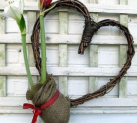 amaryllis heart wreath, crafts, valentines day ideas, wreaths, Amaryllis Heart Wreath