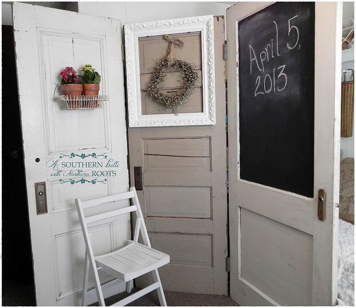 diy vintage decor, home decor, Our photo booth will become a welcome coat rack at my daughters house at least the chalk board door I may leave the other two in tact as a wall piece or split them and turn one into a garden table