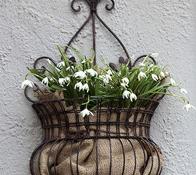 How to Line an Odd Shaped Planter