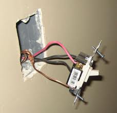 frustrao com o interruptor de luz de trs vias