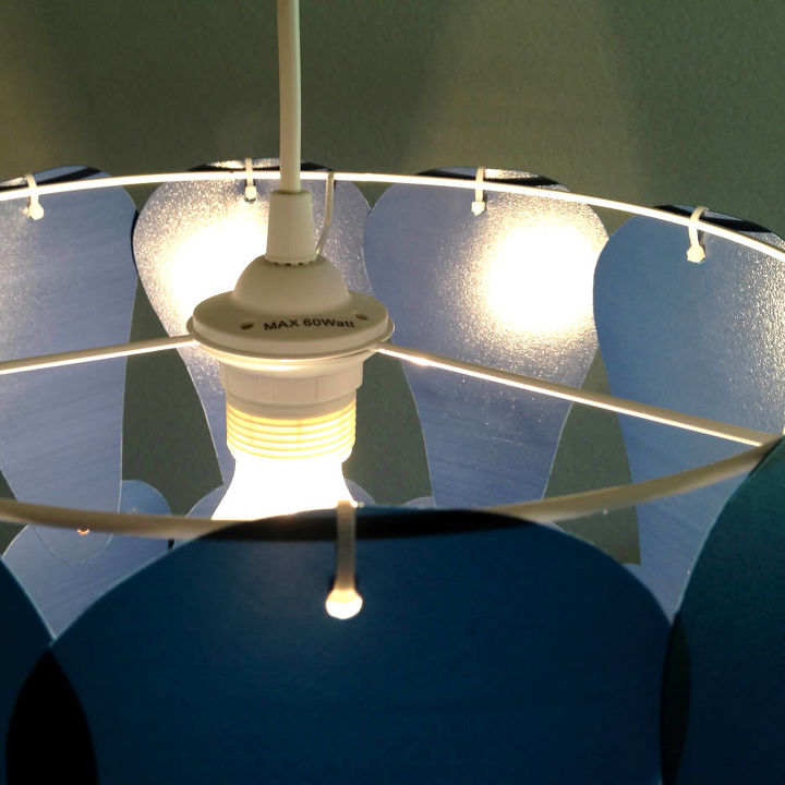 diy upcycle plastic into drop lampshade, diy, how to, lighting, DIY Top view of the strips attached to the lamp frame