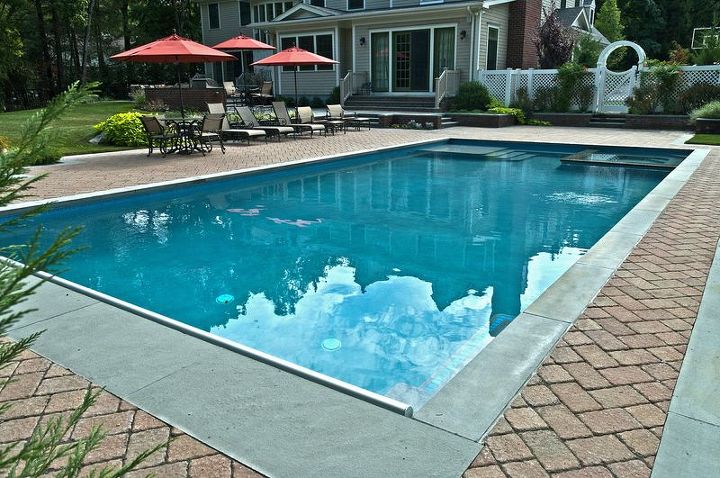 spill over spa built inside the pool provides perfect solution, outdoor living, pool designs, spas, Pool Spa Lounging Area