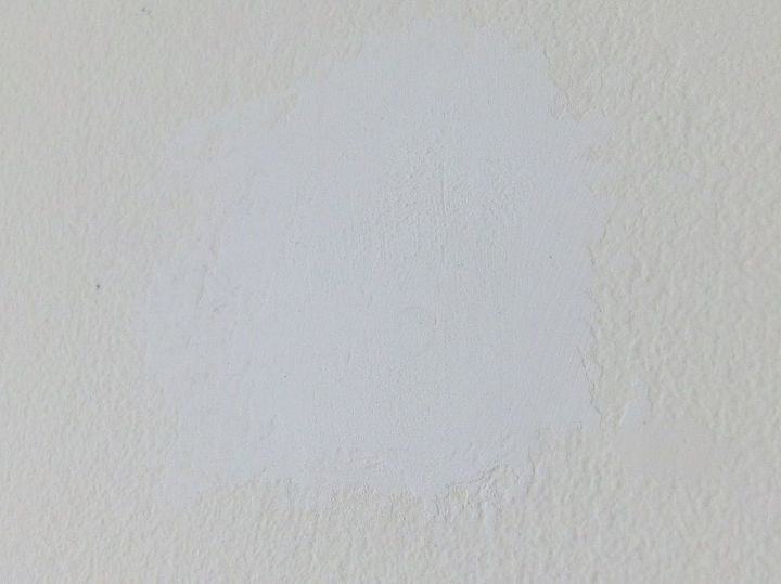 how to fix a small hole with plaster, home maintenance repairs, how to, wall decor