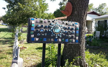 Mosaic mailbox weekend project