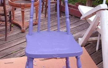 Chair AFTER ... looks blue - but it is purple