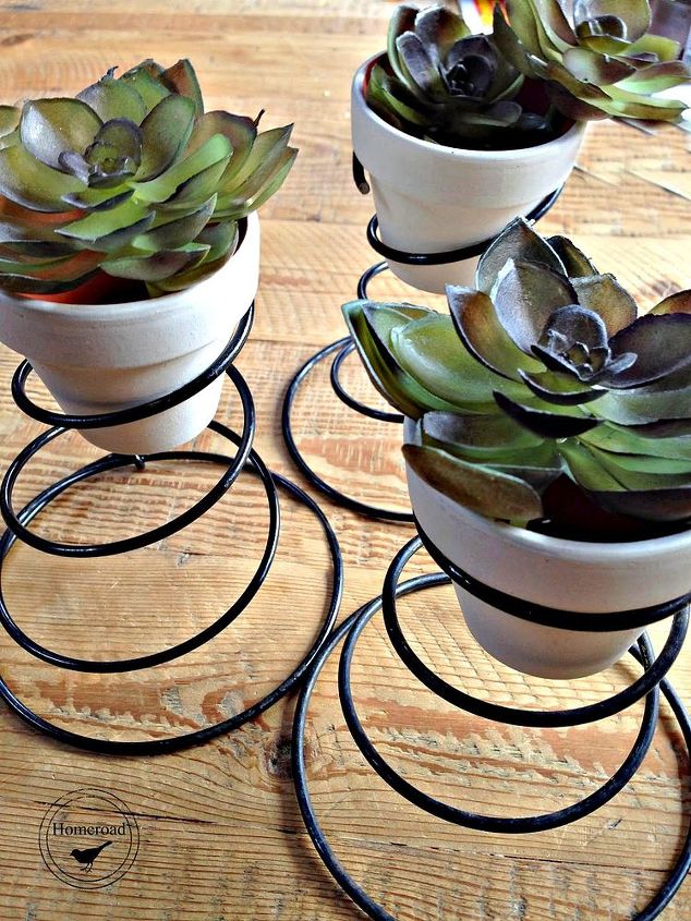 rusty springs and a dumpster fail, crafts, gardening, repurposing upcycling, succulents
