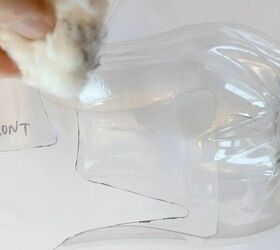 Why crafters are cutting up their water bottles this season