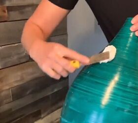 Slather an old vase in drywall compound to copy this easy $15 upgrade