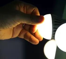 Here's what's causing your lightbulbs to flicker and fail prematurely